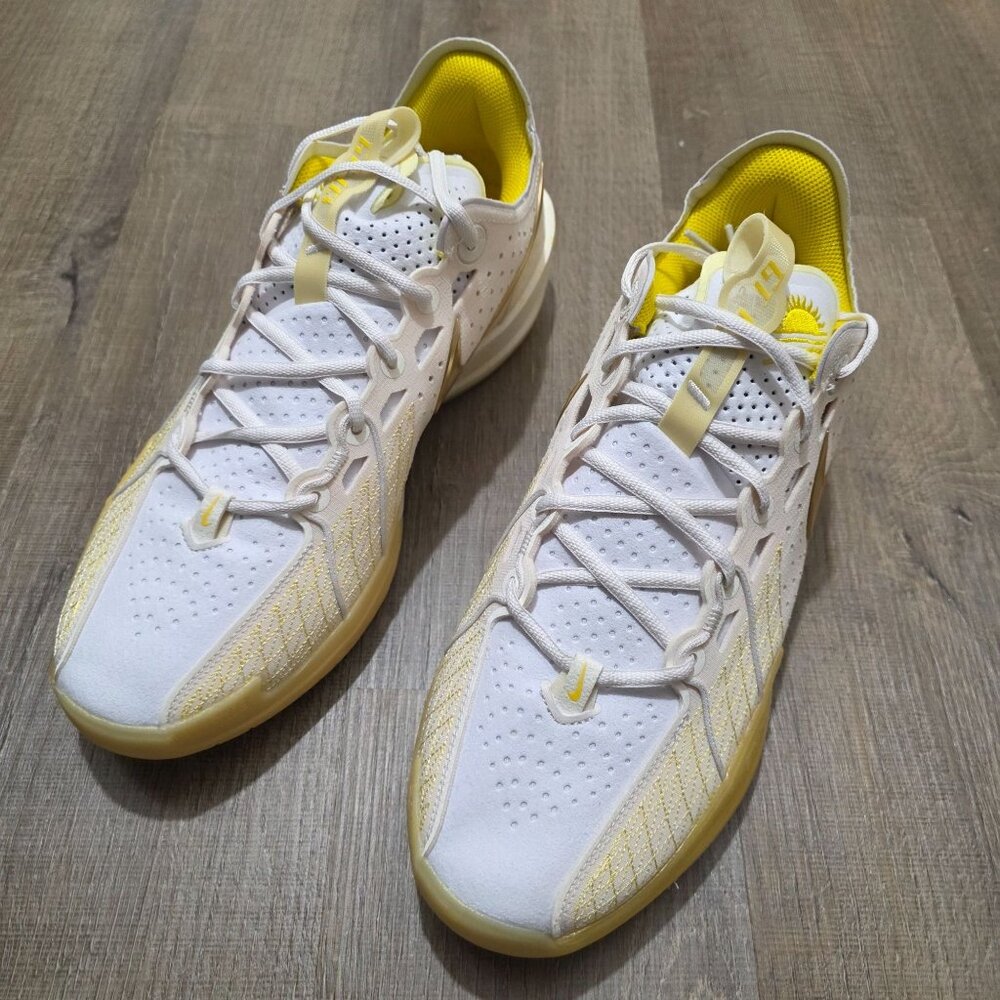 Nike Men's Basketball Shoes White Gold Yellow US 12 FZ1523-100 No Box